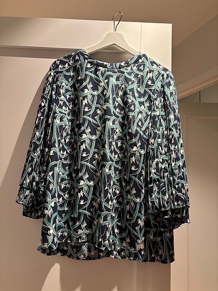 Product image 16 of 18