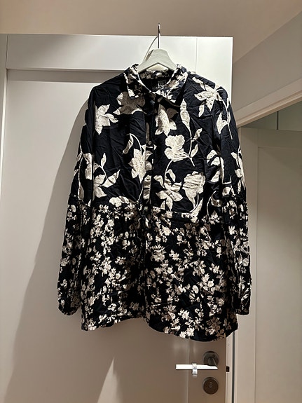 Product image 14 of 18