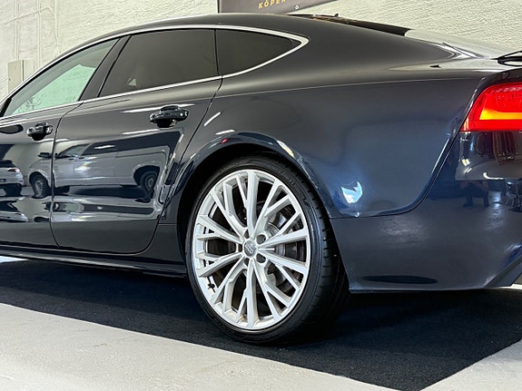 Audi A7 8 of 24