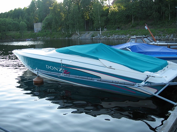 Donzi ZX33 6 of 8