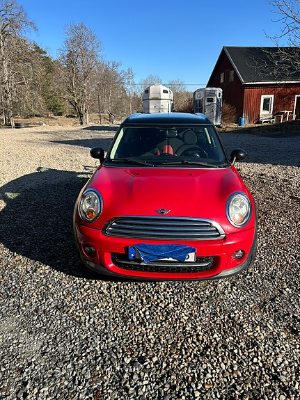 MINI Cooper 3 of 5