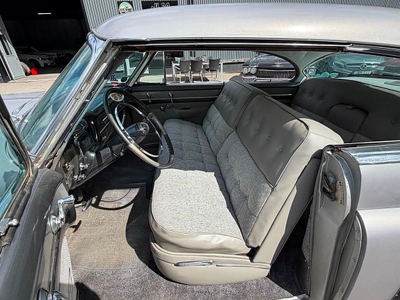 Cadillac Series 62 11 of 27