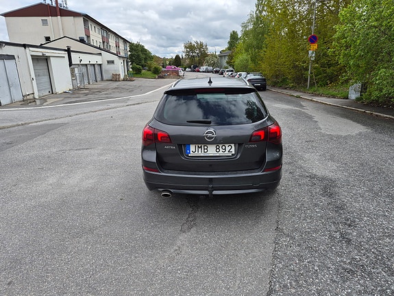 Opel Astra 3 of 5