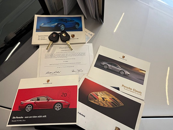 Porsche 911 Carrera 26 of 26