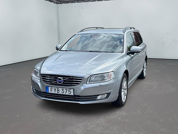 Volvo V70 3 of 5