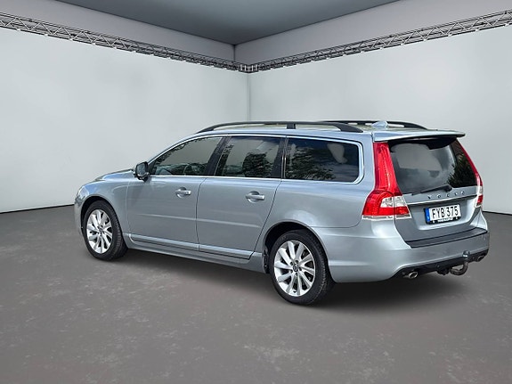 Volvo V70 4 of 13