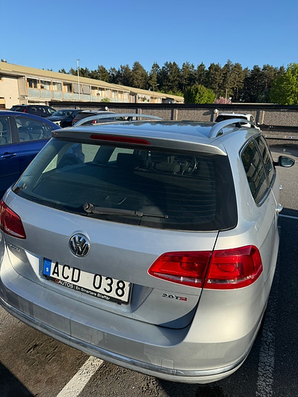 Volkswagen Passat 3 of 5