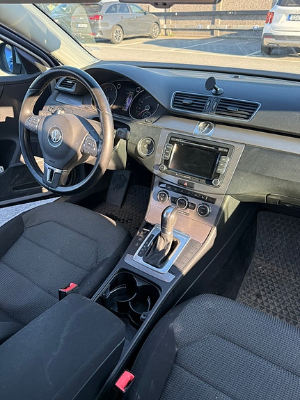Volkswagen Passat 4 of 5