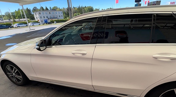 Mercedes-Benz C220 5 of 25