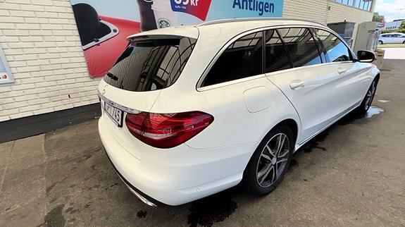 Mercedes-Benz C220 6 of 25