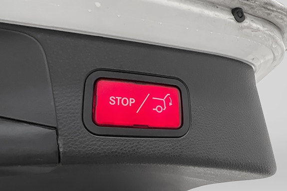 Mercedes-Benz C220 12 of 25