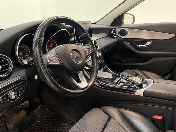 Mercedes-Benz C220 16 of 25