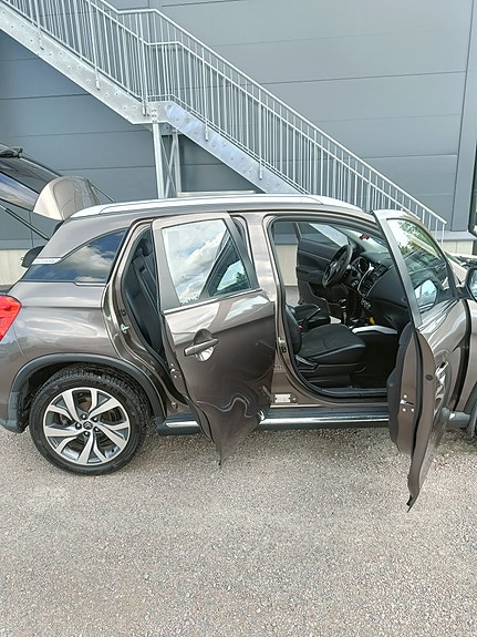 Citroen C4 Aircross 3 of 5