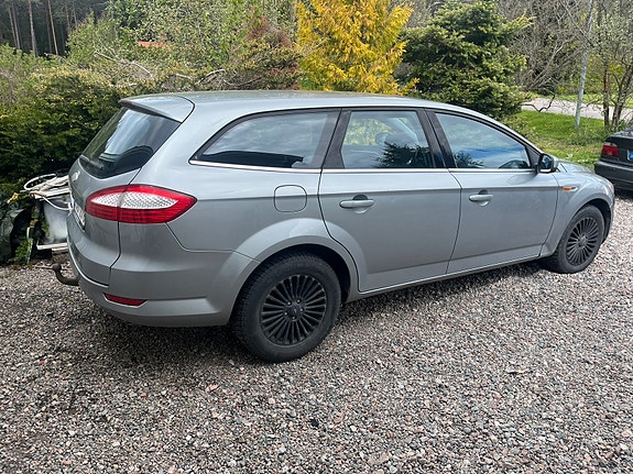Ford Mondeo 4 of 5