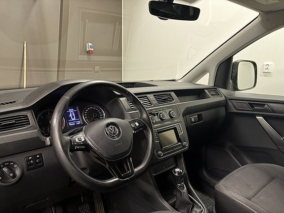 Volkswagen Caddy 4 of 5