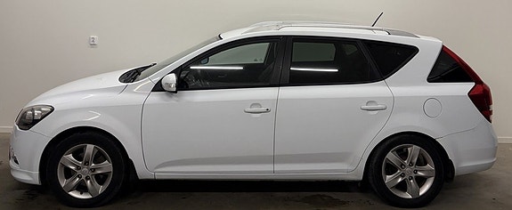 Kia Ceed 2 of 11