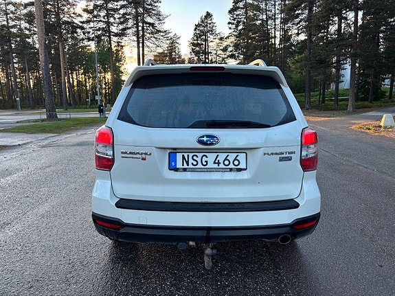 Subaru Forester 4 of 11