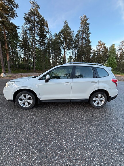 Subaru Forester 10 of 11
