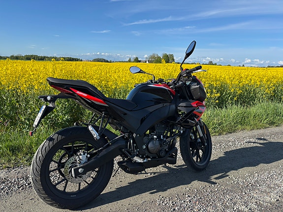 Aprilia TOUNO 125 3 of 4