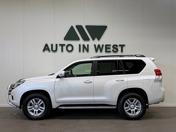 Toyota Land Cruiser 3 of 5