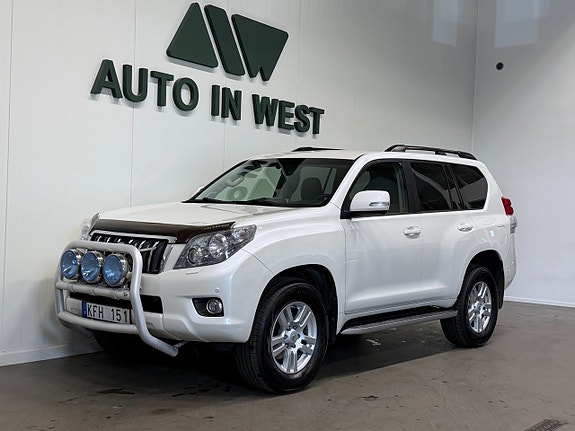 Toyota Land Cruiser 2 of 5