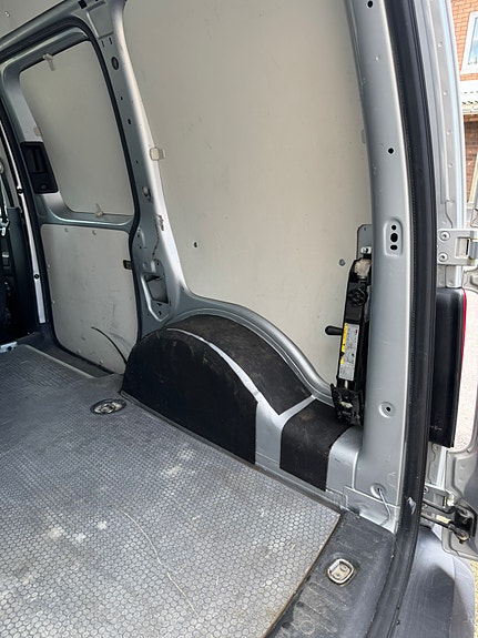 Volkswagen Caddy 6 of 9