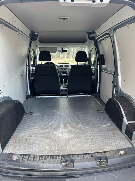 Volkswagen Caddy 7 of 9