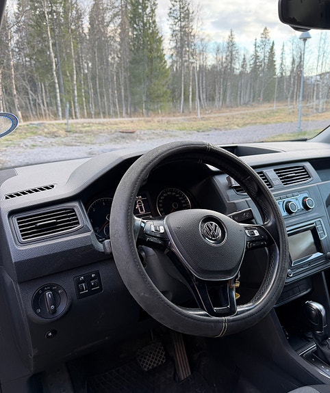 Volkswagen Caddy 3 of 5