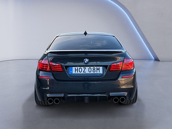 BMW M5 4 of 5