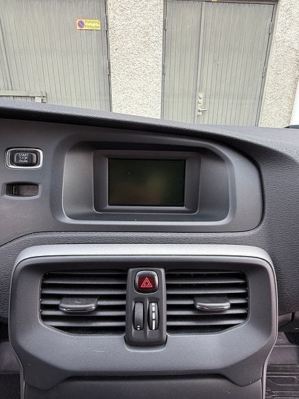Volvo V40 14 of 15