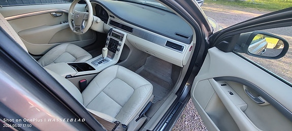 Volvo V70 5 of 16