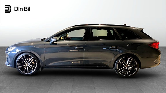 Cupra Leon 2 of 5