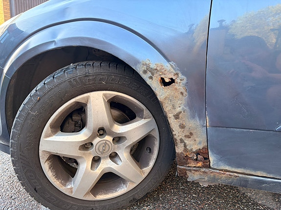 Opel Astra 4 of 5