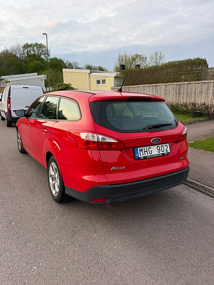 Ford Focus 4 of 6