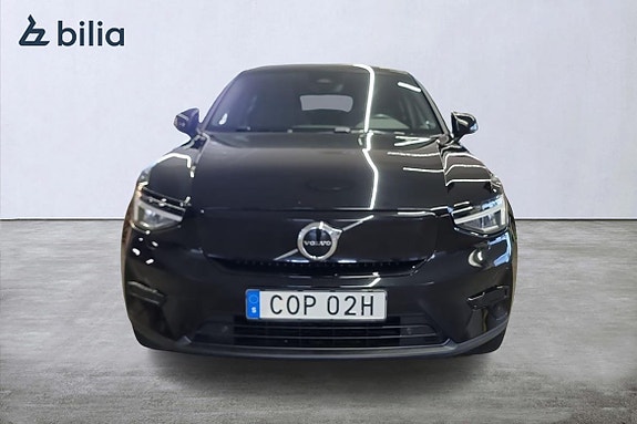 Volvo C40 2 of 5