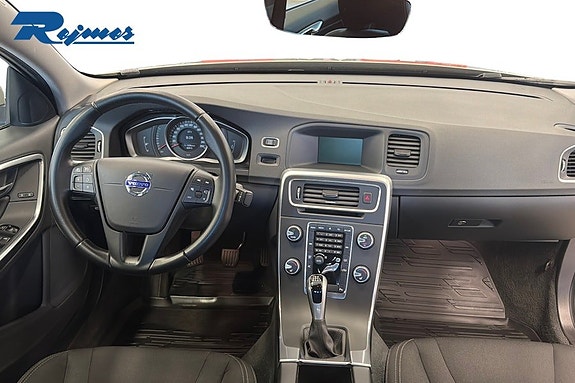 Volvo S60 9 of 19