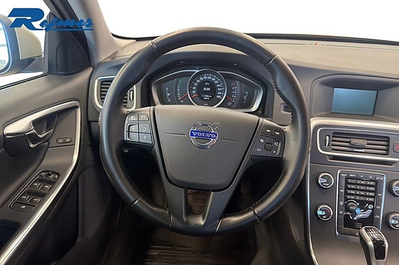 Volvo S60 7 of 19