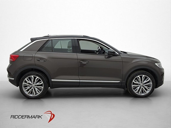 Volkswagen T-Roc 4 of 5