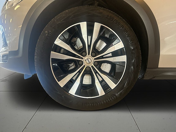 Volvo V90 Cross Country 14 of 18