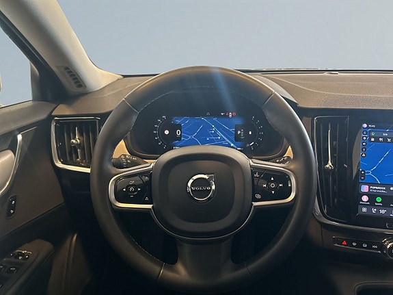 Volvo V90 Cross Country 9 of 18