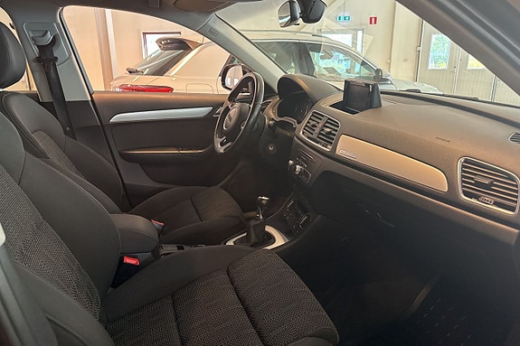 Audi Q3 9 of 14