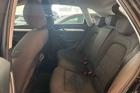 Audi Q3 12 of 14