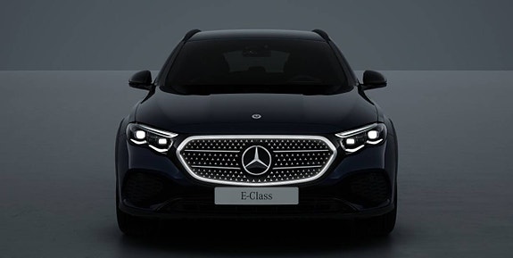 Mercedes-Benz E300 de 3 of 11