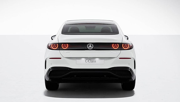 Mercedes-Benz C400 6 of 10