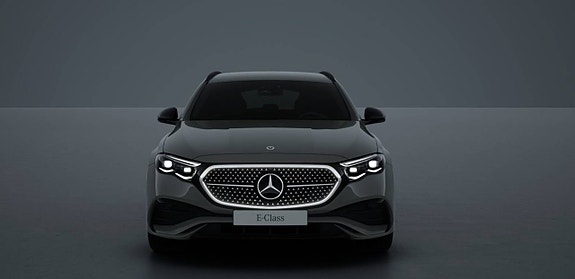 Mercedes-Benz E300 de 2 of 11