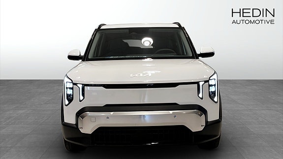 Kia EV2 2 of 17