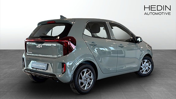 Kia Picanto 6 of 12