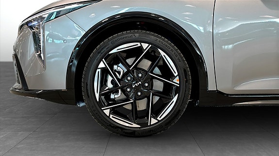 Kia K4 10 of 17