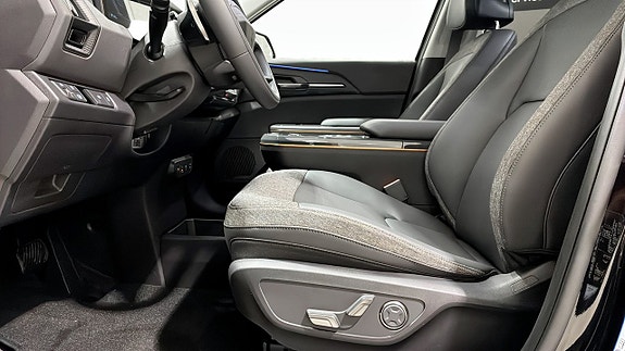 Kia EV5 13 of 15