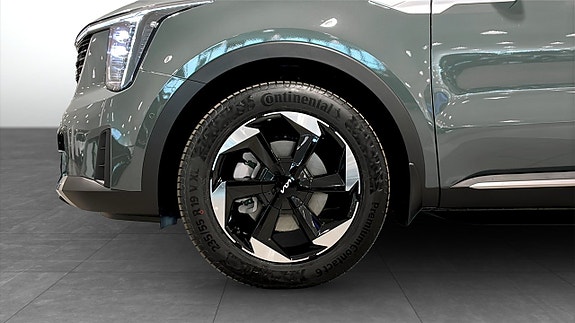 Kia Sorento 9 of 18